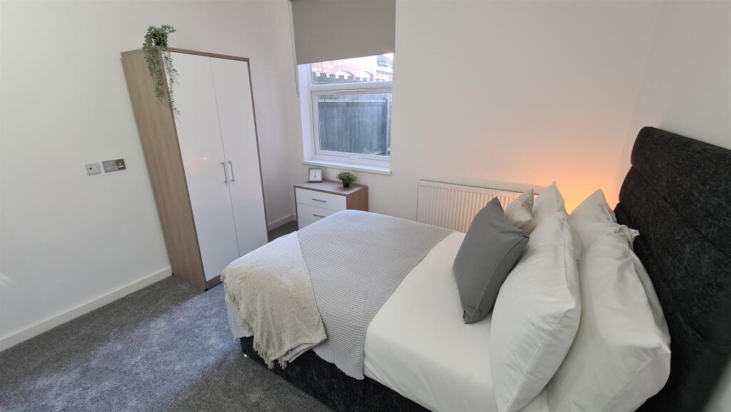 House in Birmingham - View 5