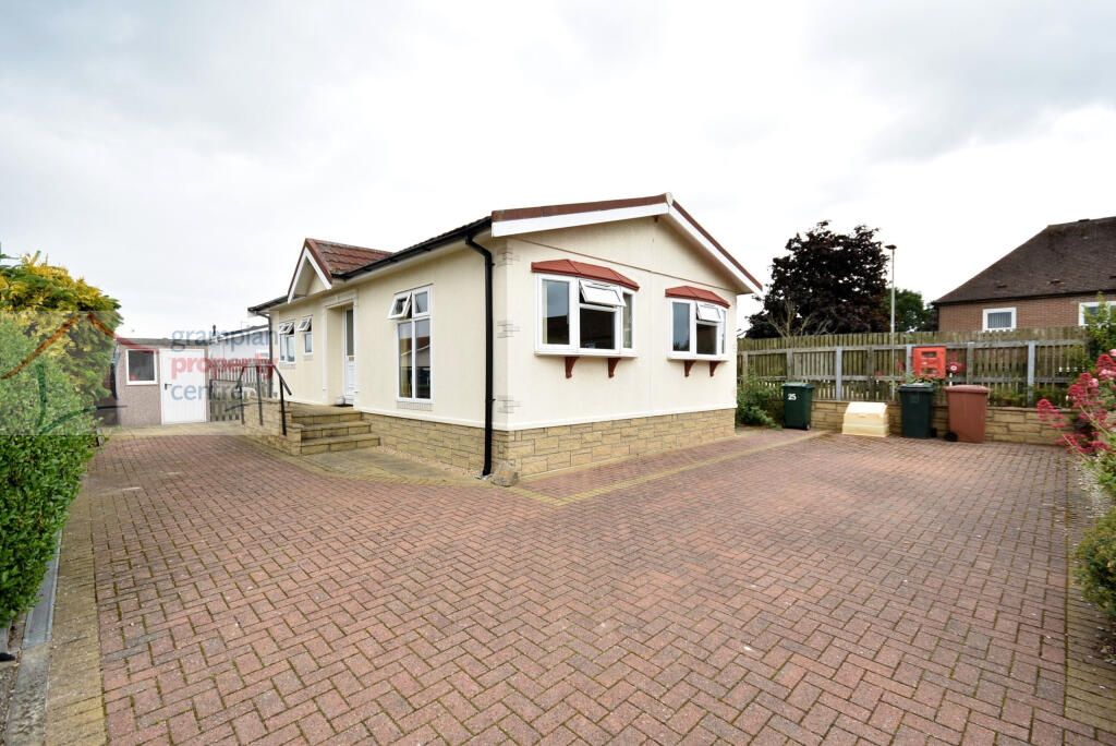Main image of property: Ashgrove Park, Elgin, IV30 1UR