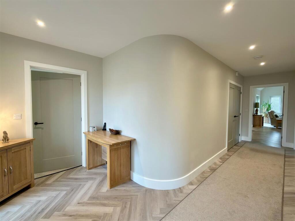 House in North Kesteven, Dunston - View 3