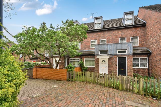 Main image of property: Verity Close, London