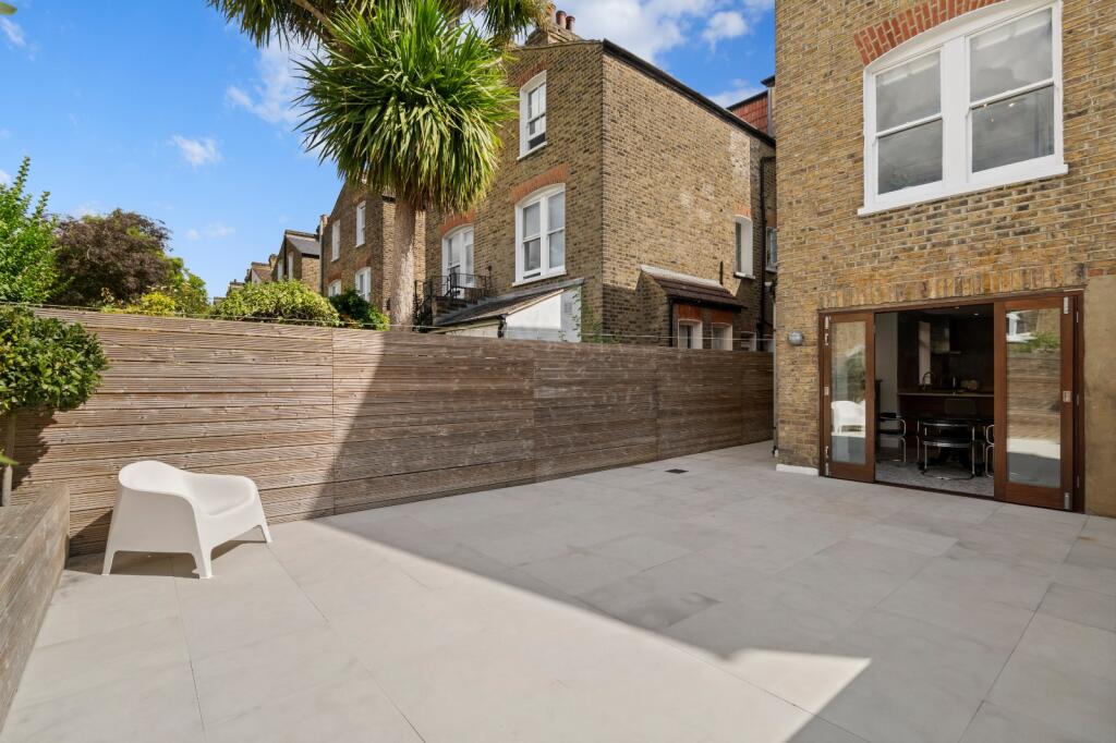 House in London, Balham - View 5