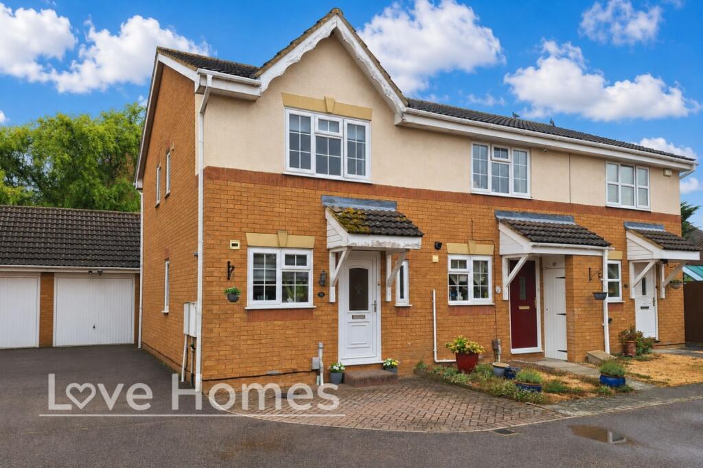 Main image of property: Smithcombe Close, Barton-Le -Clay, MK45 4PL