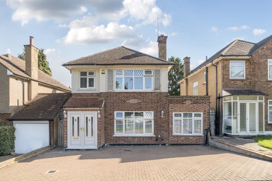 Main image of property: Shaftesbury Avenue, Kenton, HA3 0RF