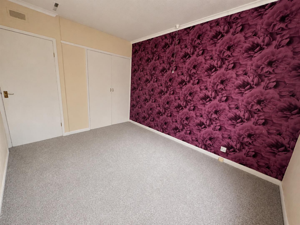 House in Blaby, Countesthorpe - More