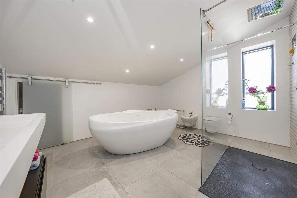Additional image 12 of West Riding, Bricket Wood, St. Albans