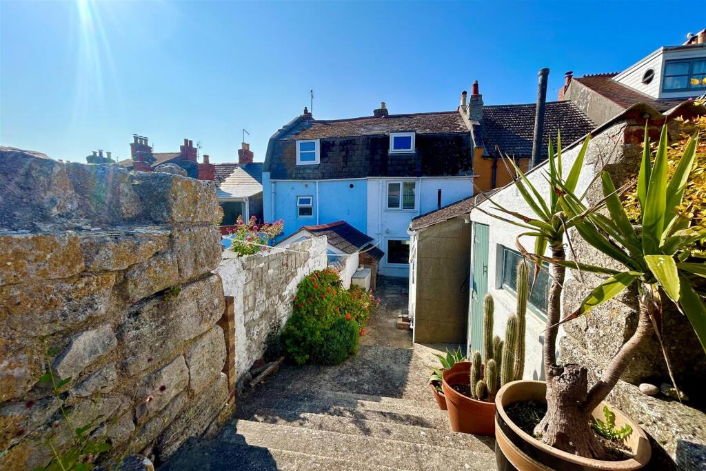 Main image of property: Mallams, Portland