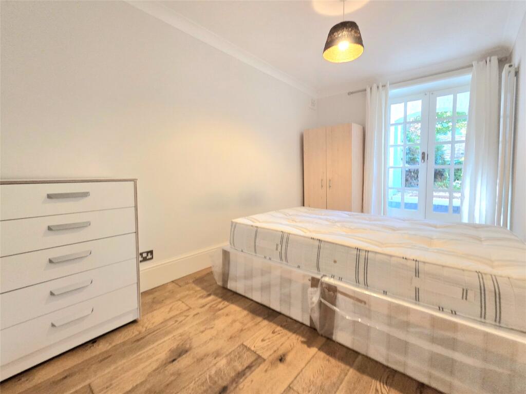 2 bedroom maisonette for rent