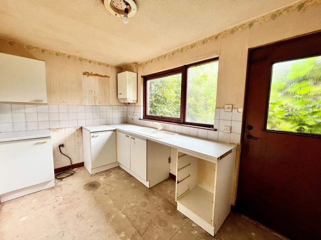 House in Maddiston, Falkirk - View 5