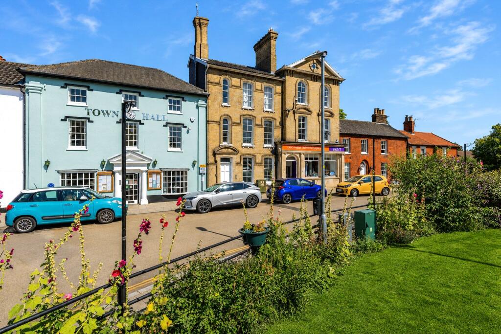 Main image of property: Queens Square, Norfolk, NR17