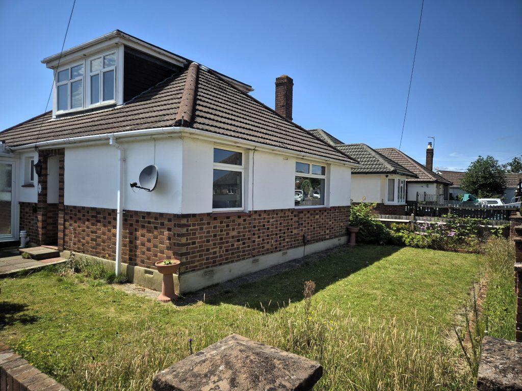 Main image of property: 9 Milverton Close, Eling, Southampton, SO40 9GS