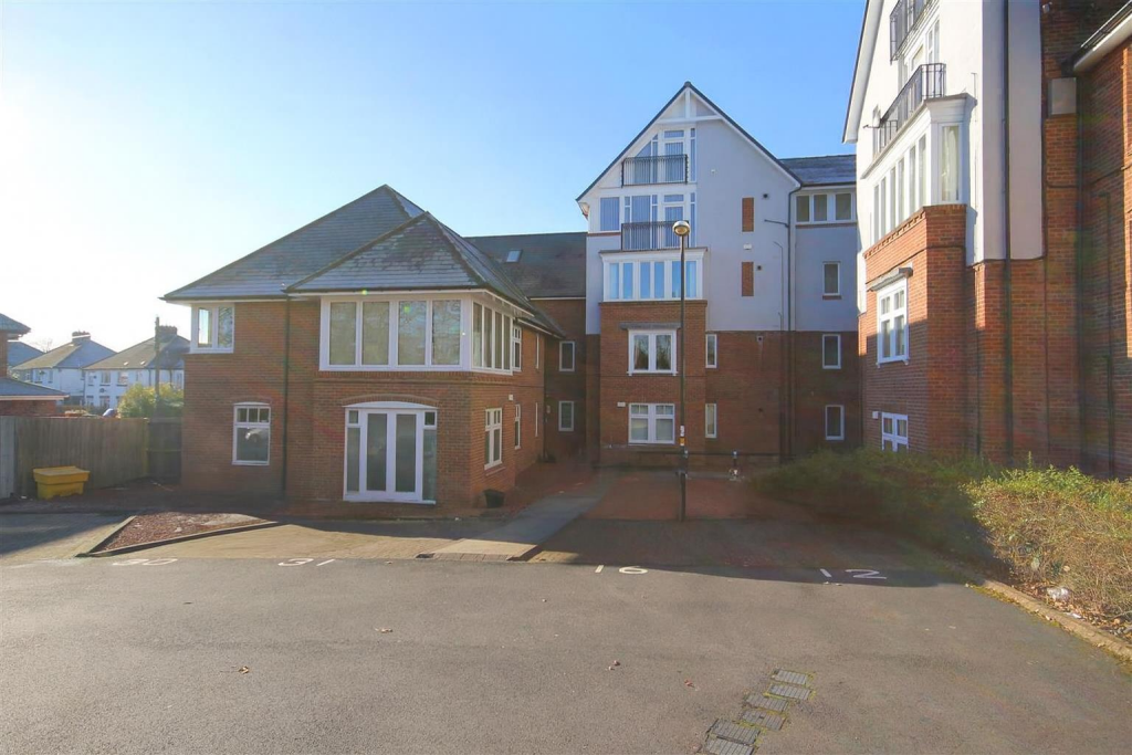 Main image of property: Monument Court, Nevilles Cross, Durham