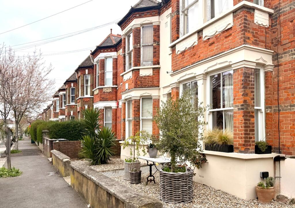Main image of property: Selsdon Road, West Norwood, London, SE27