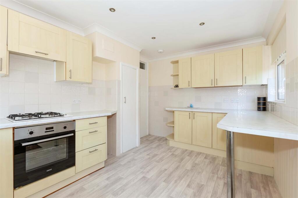 Windermere Crescent, Goring-By-Sea, Worthing - View 4