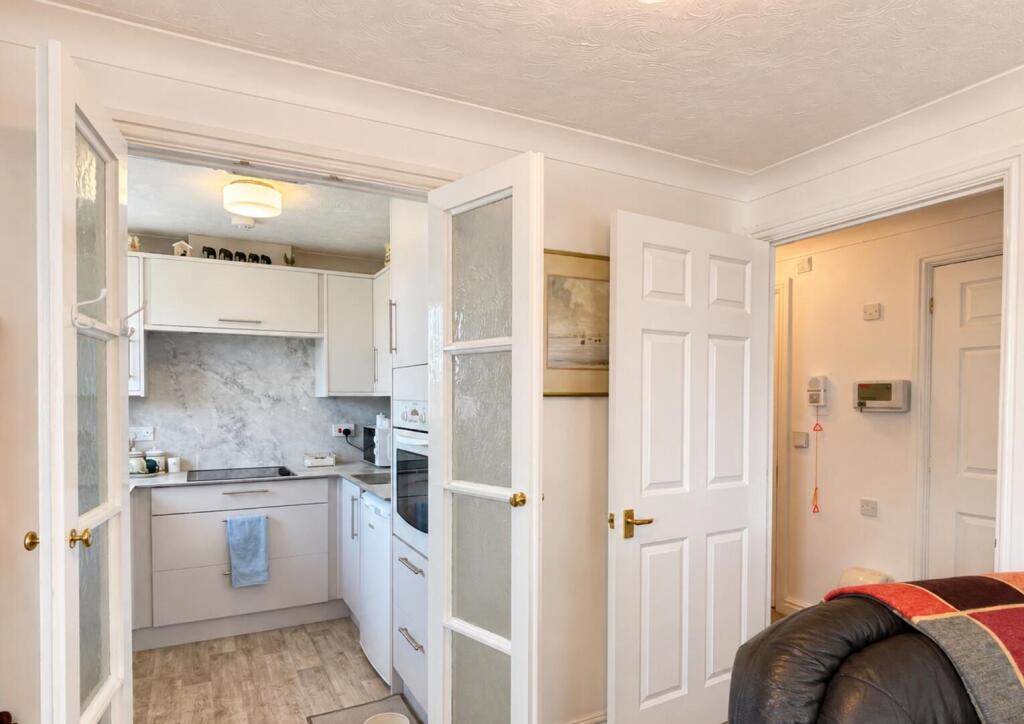 Apartment in Frome - More