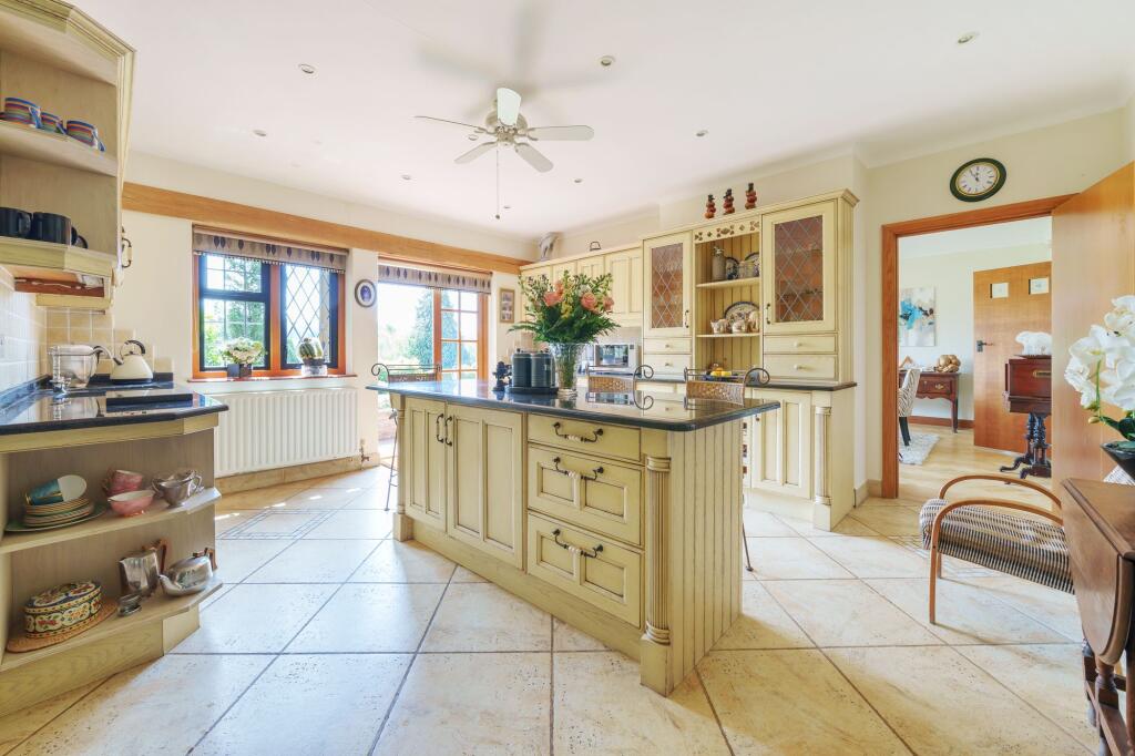 House in Mole Valley, Hawk's Hill - More