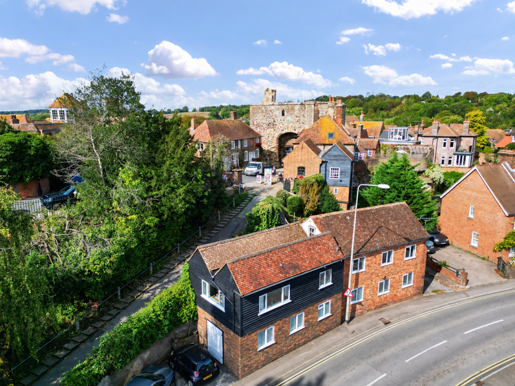 House in Tonbridge