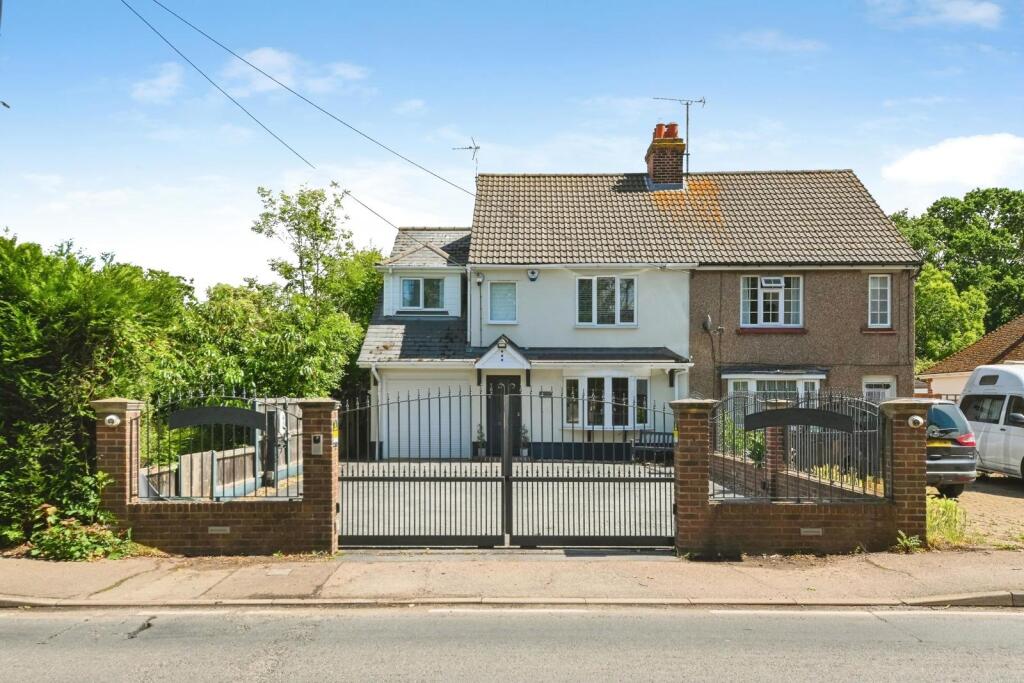 Main image of property: Clacton Road, Weeley Heath, Clacton-on-Sea, Essex, CO16