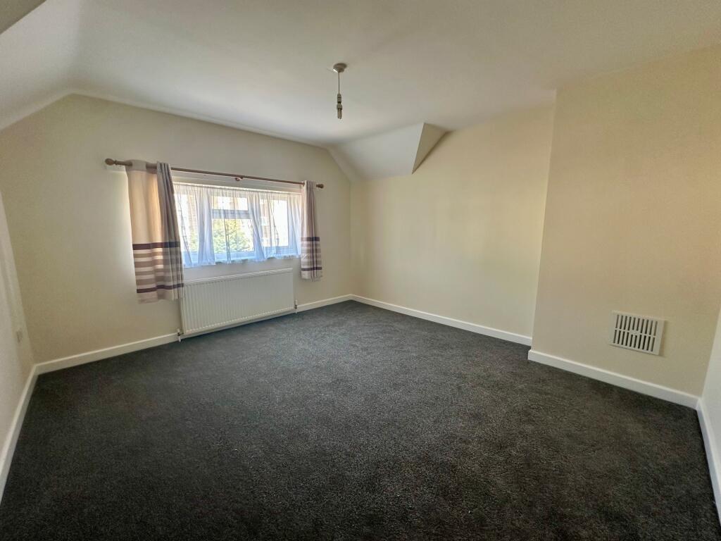 House in Portsmouth - View 5