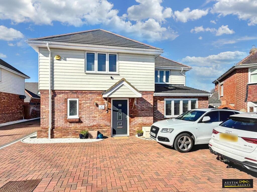 Main image of property: GARSTON PARK, CHICKERELL ROAD, CHICKERELL, WEYMOUTH, DORSET