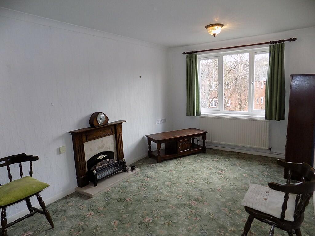 Henmore Place, Ashbourne, Derbyshire, DE6 photo 2