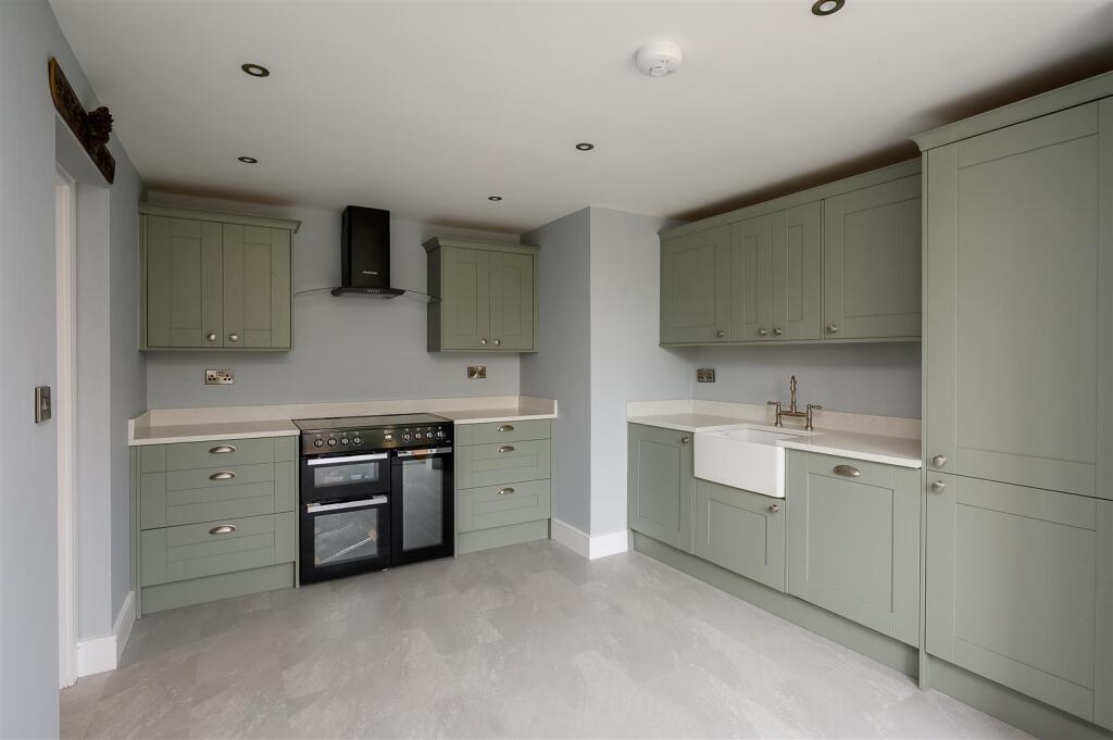 House in York - View 4