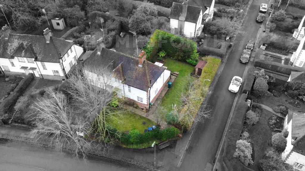 Main image of property: Oakwood Road, Hampstead Garden Suburb, NW11