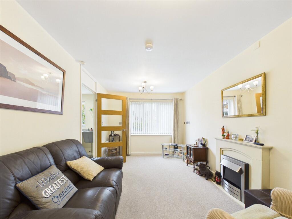 Apartment in Bristol, Oldland - View 2