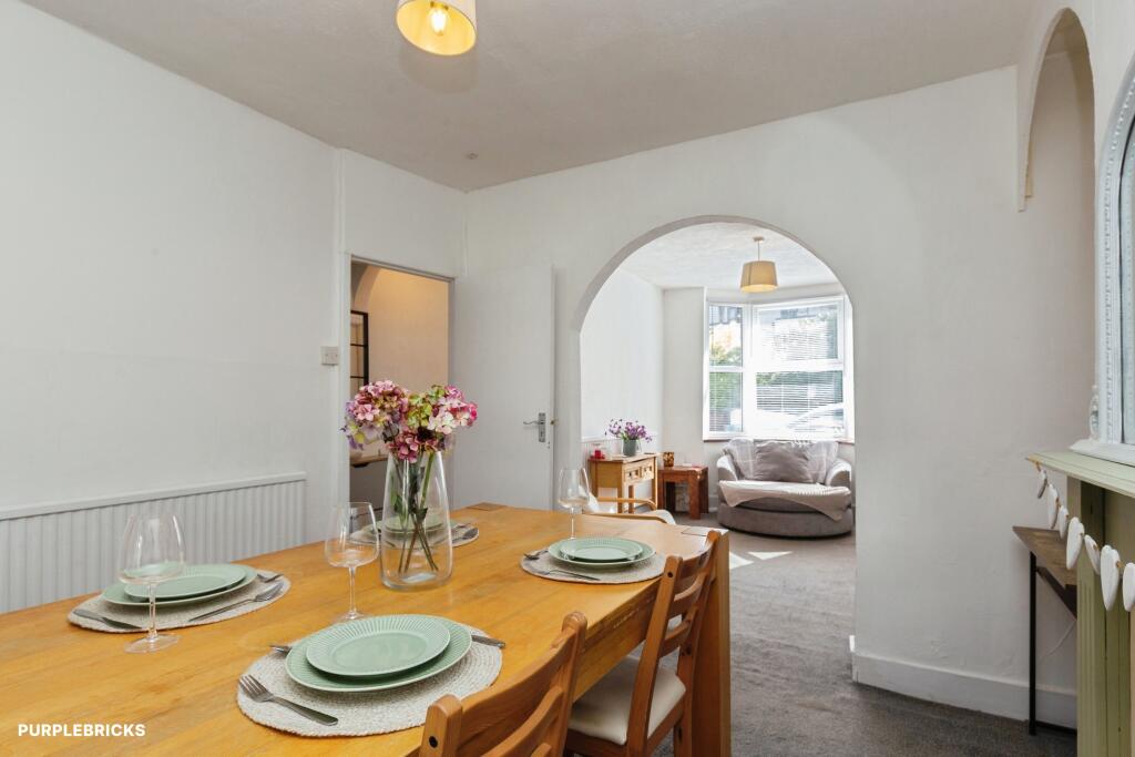 House in Aylesbury, Buckinghamshire - View 5