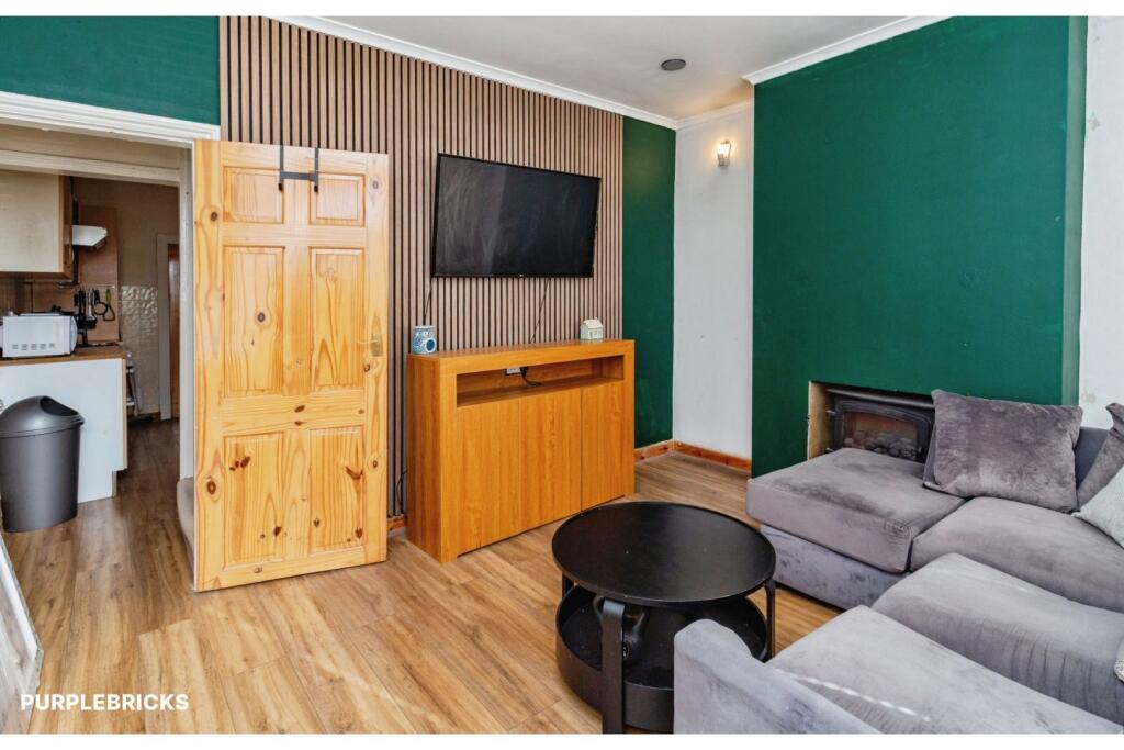 House in Stoke-on-Trent - View 5