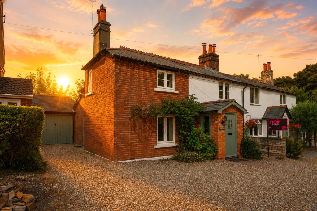 Main image of property: Palmers Lane, Burghfield Common, Reading, Berkshire, RG7