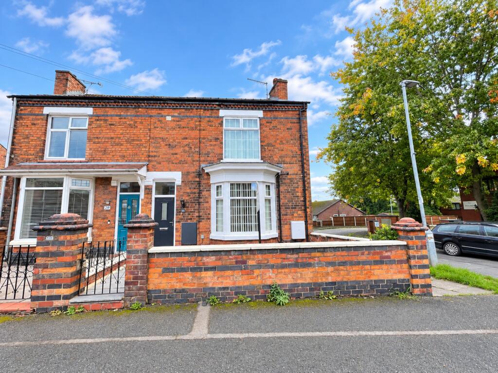 2-bed semi-detached on Hungerford Avenue, Crewe, £170,000