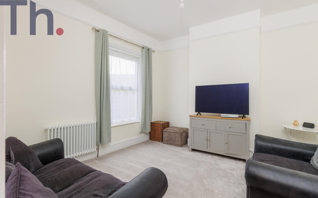 House in Portsmouth - View 5