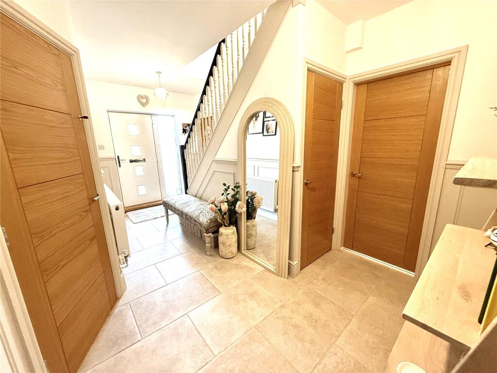 Newsham Way, Romanby, Northallerton, North Yorkshire, DL7 photo 4