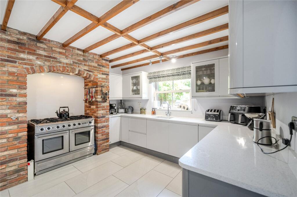 House in York - View 5