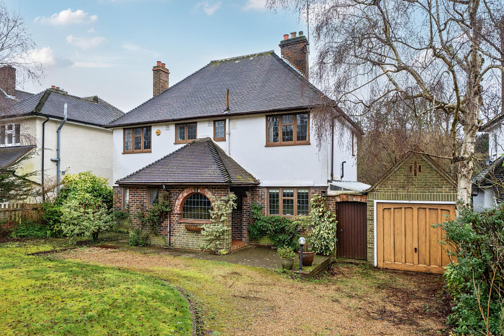 Main image of property: Croham Valley Road, South Croydon, CR2