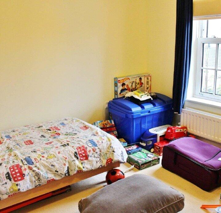 Apartment in Swindon, Coleview - View 5