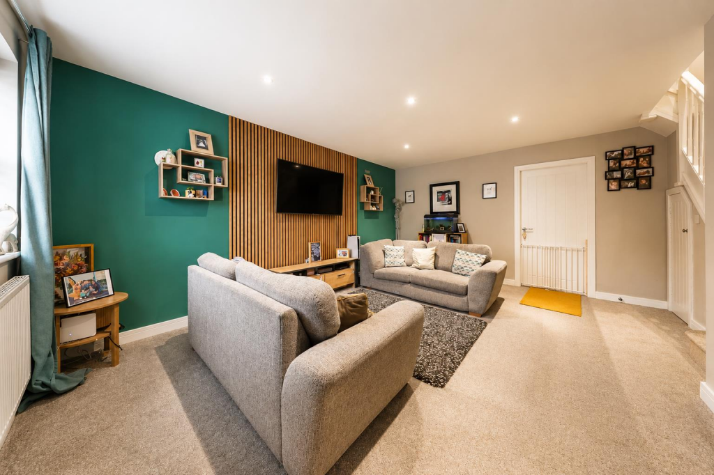 House in Brandesburton, East Riding of Yorkshire - More