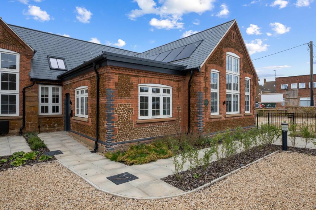 House in Peterborough