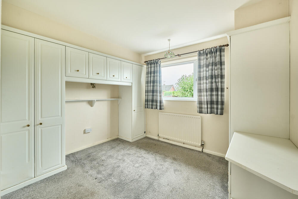 House in Stoke-on-Trent - More