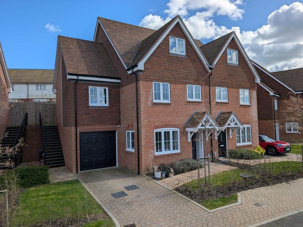 Main image of property: Lillybank Crescent, Battle, TN33