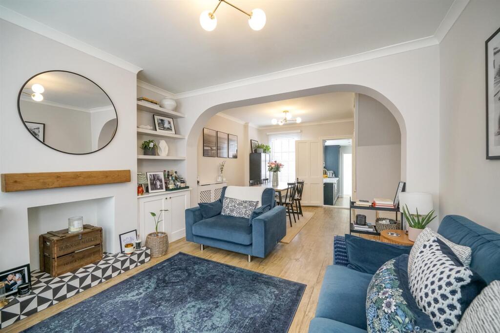 House in St Albans, Townsend - More