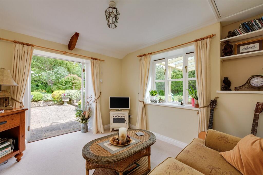 Claycastle, Haselbury Plucknett, Crewkerne, Somerset, TA18 photo 4