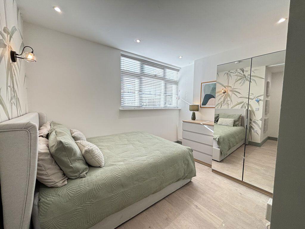 Main image of property: Rm A, 136 Belsize Avenue, Woodston, PE2 9HX