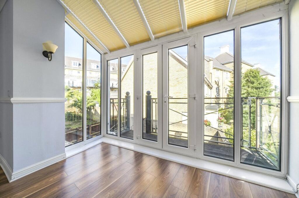 House in Dartford - View 5