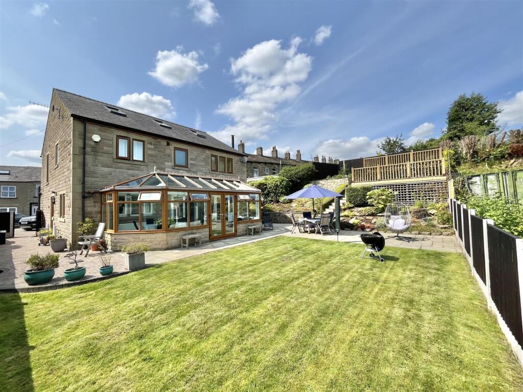 New Road, Tintwistle, Glossop photo 2