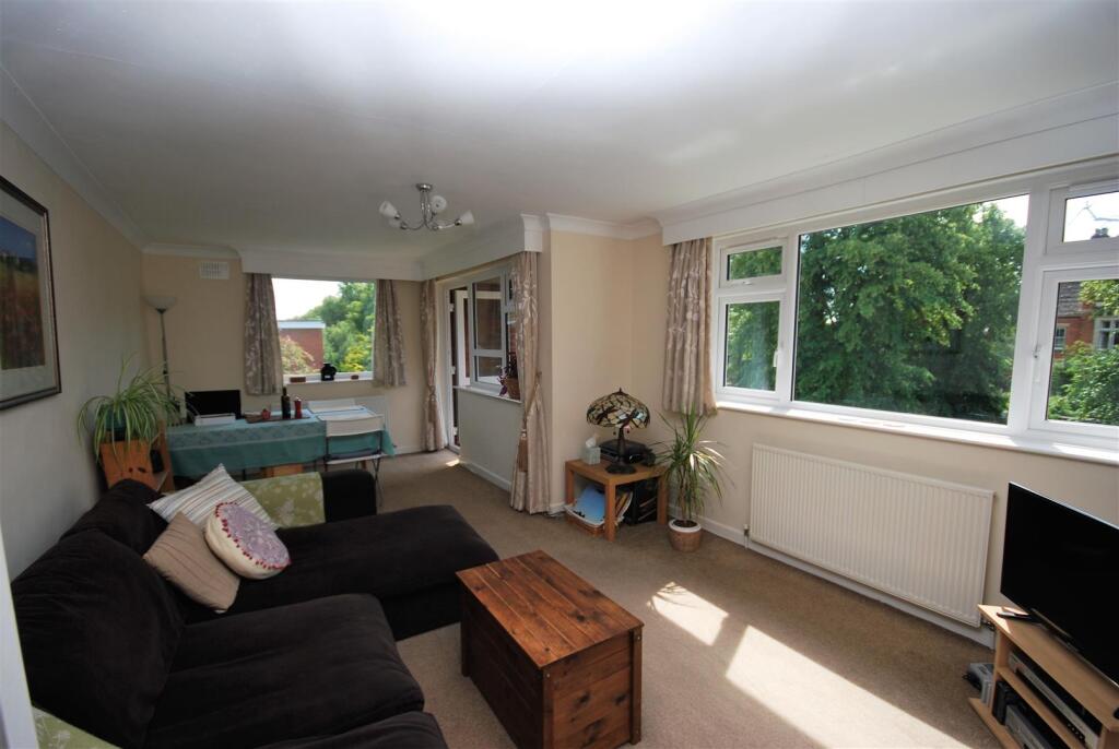 Main image of property: Beverley Road, Leamington Spa