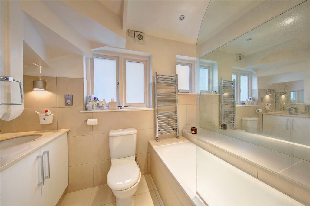 House in London - View 4