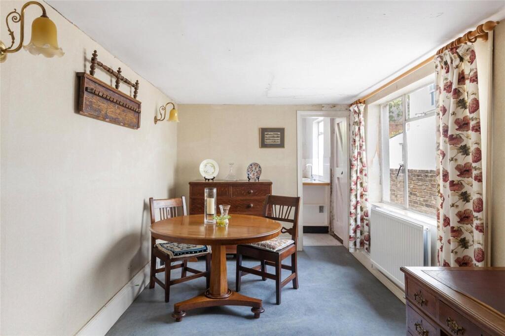 House in London - View 3