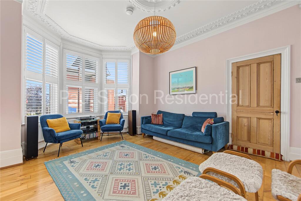 House in London - More