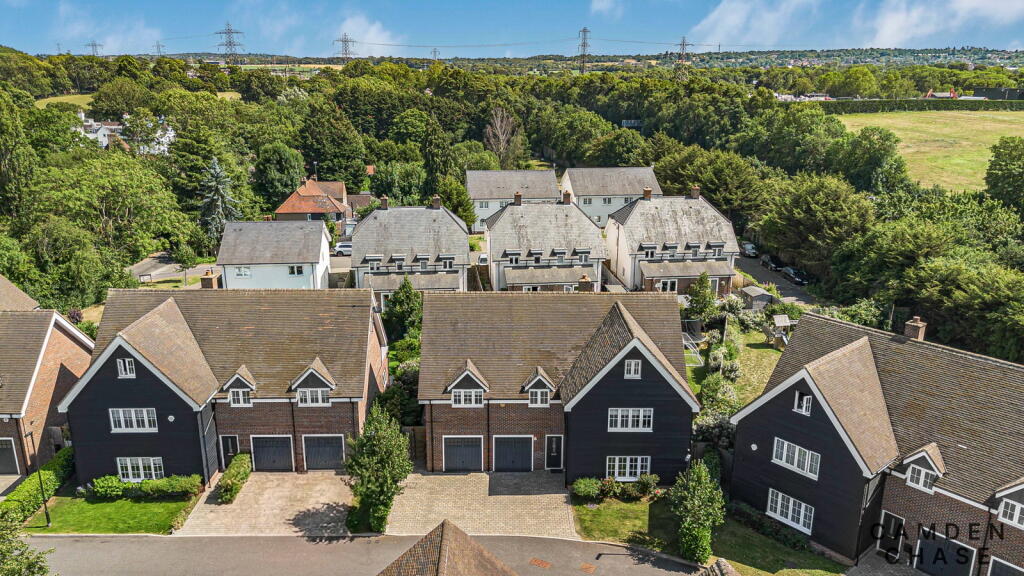 Main image of property: Canter Close, Aldenham, WD25 8EX